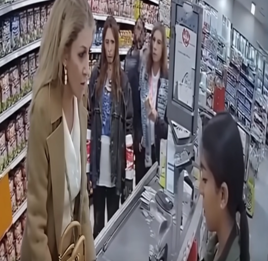 A Customer Looked Down on My Cashier Job — But That Day Changed My Life Forever